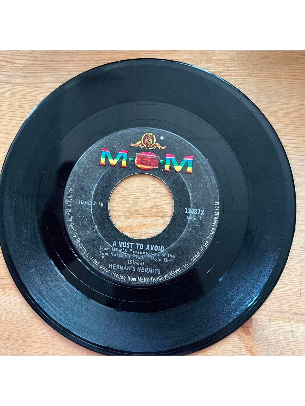 Herman's Hermits - A Must to Avoid/The Man with the Cigar 45rpm VG+ R08